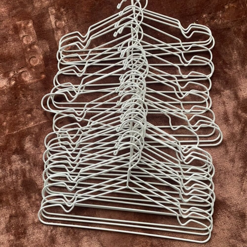 29 White Metal Hangers